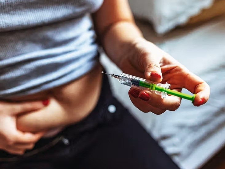 PHỎNG VẤN CHUYÊN GIA: Thuốc hạ mỡ máu dạng tiêm – Bước tiến mới trong phòng ngừa nhồi máu cơ tim và đột quỵ.